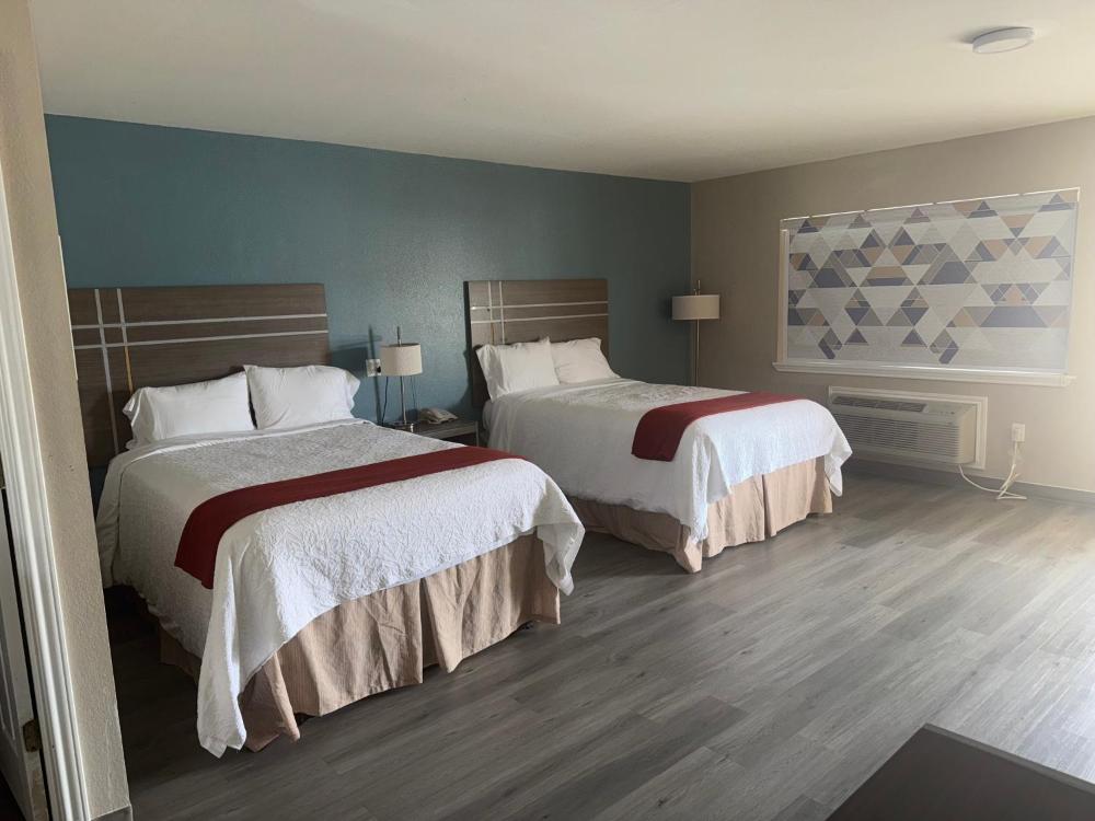 Deluxe Double Room interior